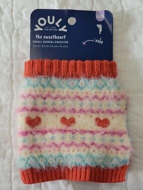 Youly The Sweetheart Animal Cozy Sweater Small Soft Velcro Closure NWT